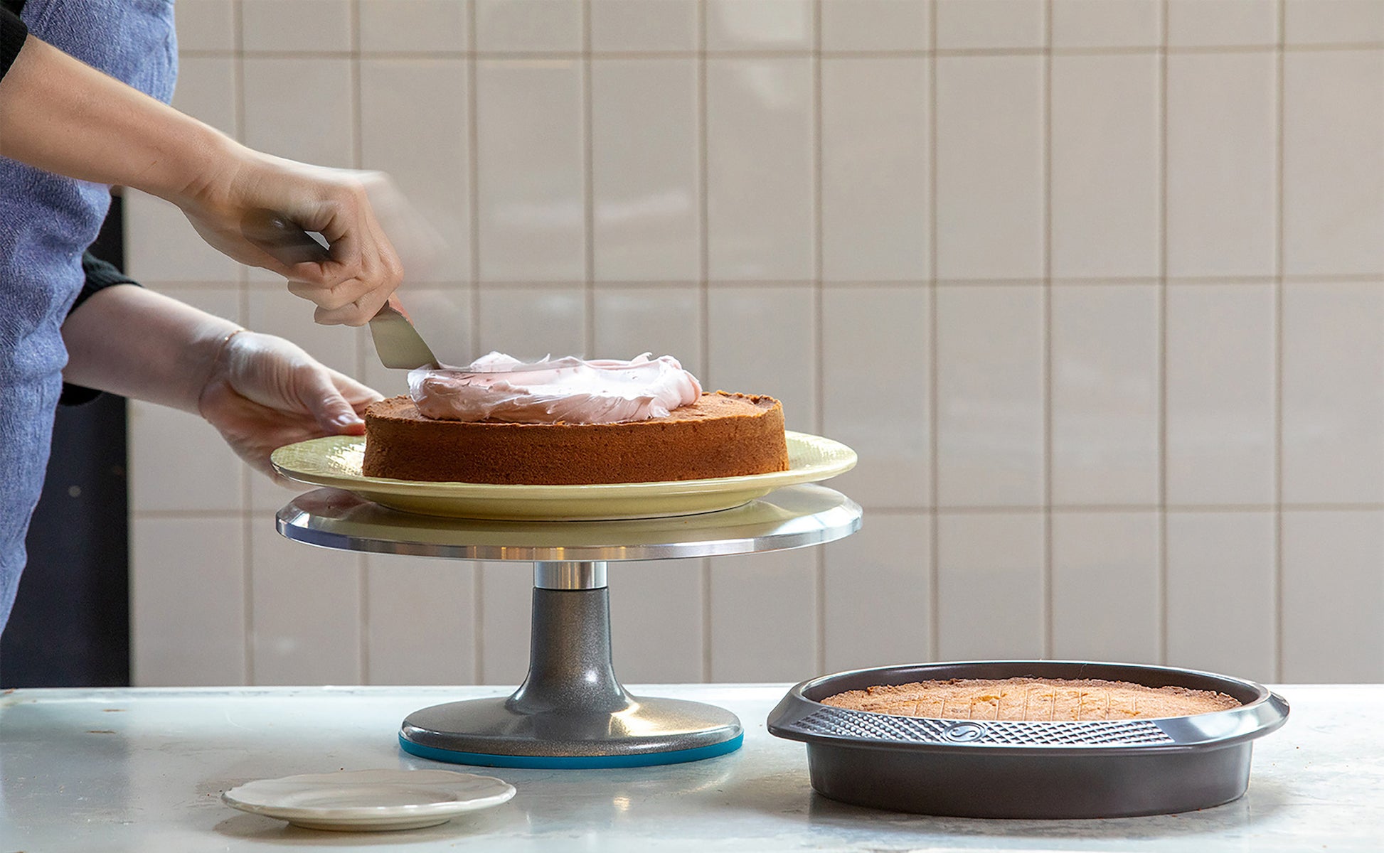 9 inch Round Springform Cake Baking Pan