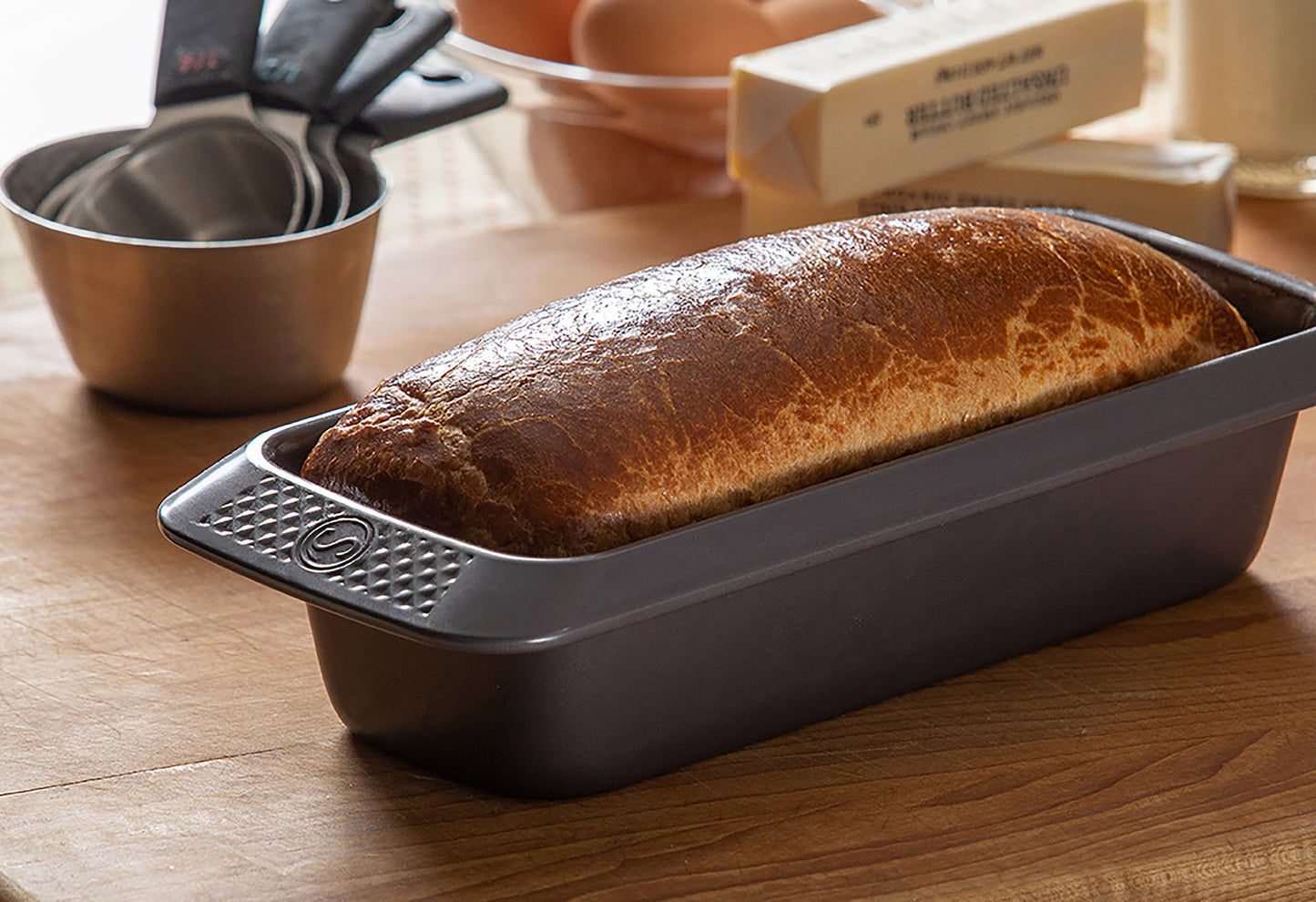 10-Inch Rimmed Loaf Pan